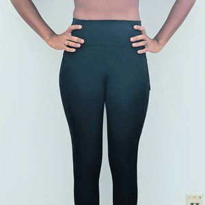 Lululemon Cropped Leggings w/ Mesh
